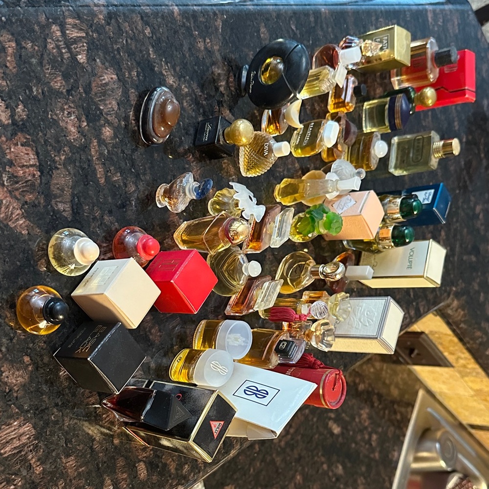 Assorted Mini Perfume Bottles Collection - Picture 2 of 10